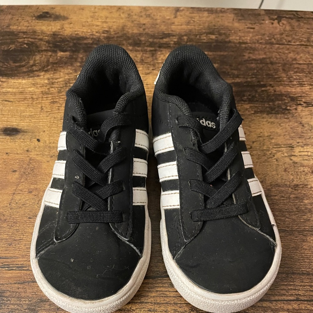 Adidas toddler shoe
